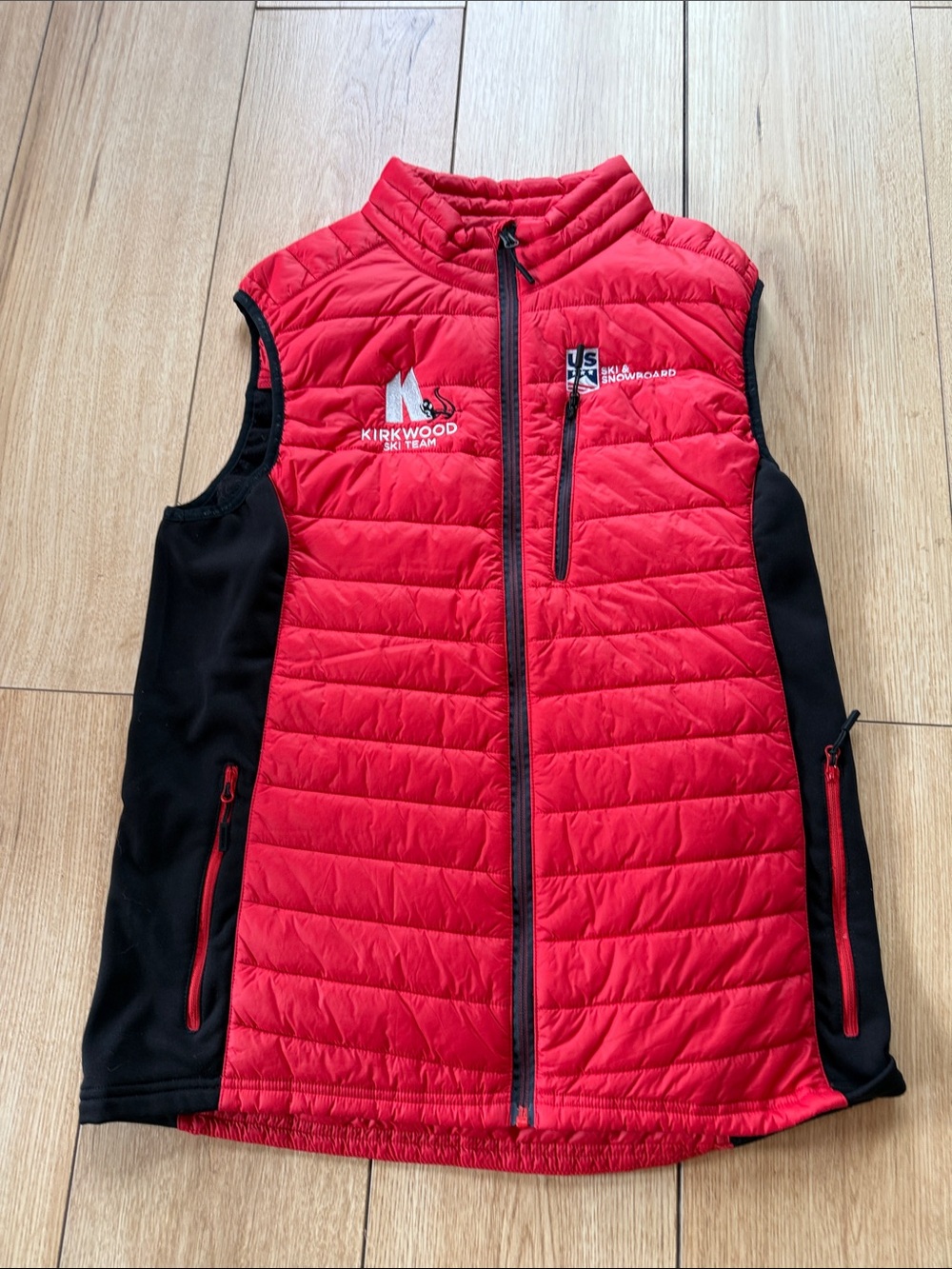 Karbon Men's Red & Black Vest Size Large Like New